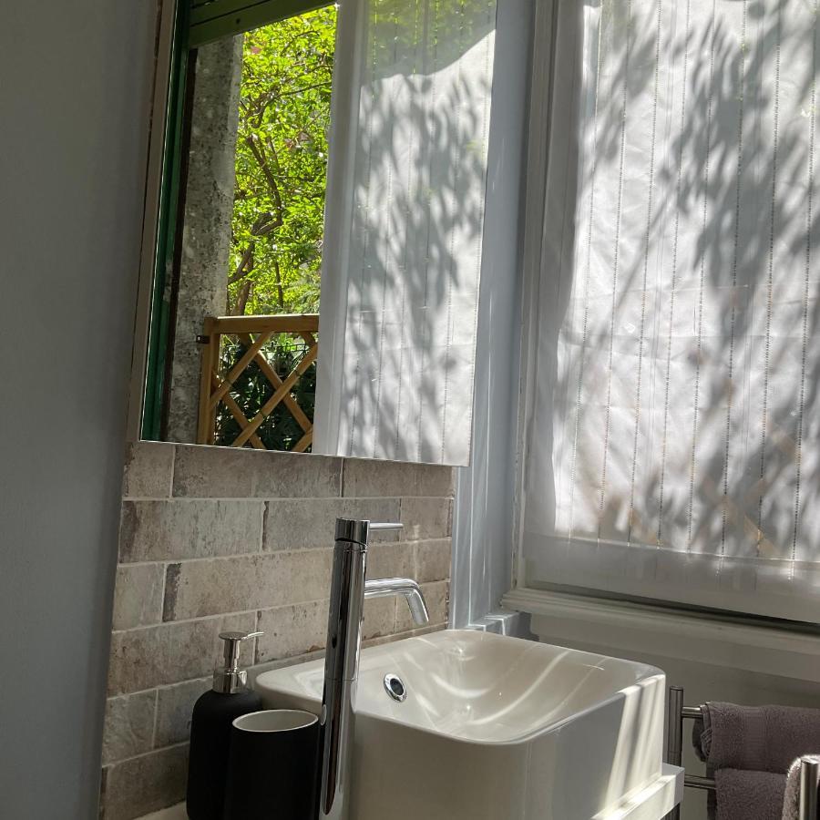 Studio 25 Apartment - Near Metro M3 Milan Bagian luar foto