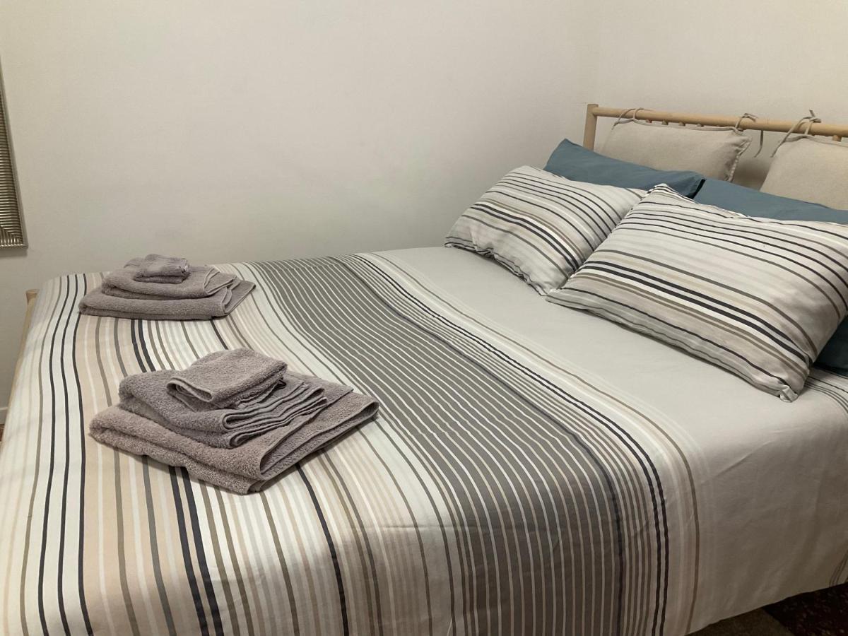 Studio 25 Apartment - Near Metro M3 Milan Bagian luar foto