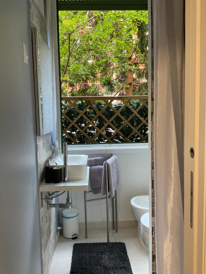 Studio 25 Apartment - Near Metro M3 Milan Bagian luar foto